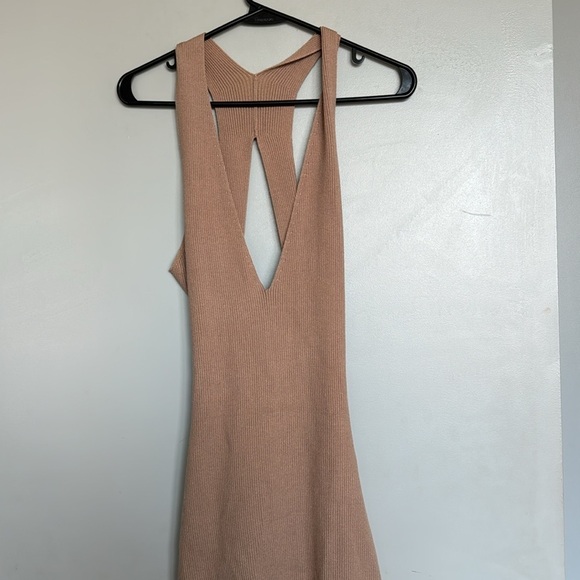 NWT Alexia Admor Ariana Racerback Dress In Nude Tan Size Large - Picture 3 of 5